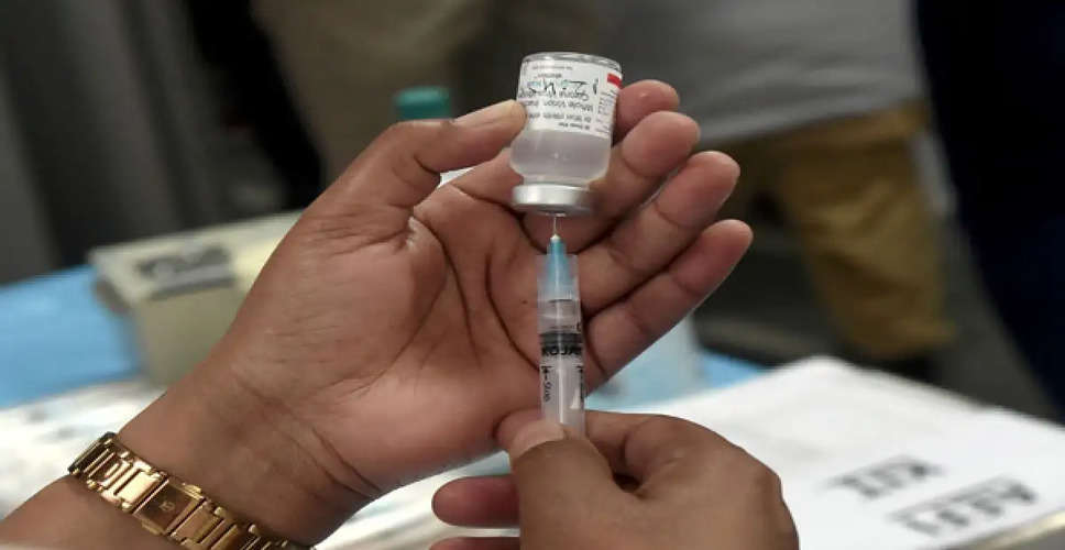 corona vaccination: प्रदेश में 10 अप्रैल से 18 से अधिक उम्र के लोगों को लगेंगी बूस्टर डोज, प्राइवेट वैक्सीनेशन सेंटरों पर होंगी यह सुविधा