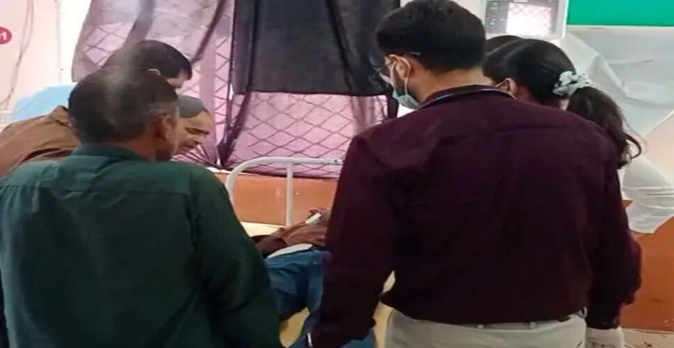 चूरू में घरेलू विवाद के बाद 36 वर्षीय युवक ने खेत में पिया कीटनाशक, हालत बिगड़ने पर अस्पताल में भर्ती