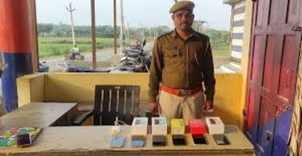 मोबाइल लूट के मामले में शातिर बदमाश गिरफ्तार, लूटा हुआ मोबाइल बरामद