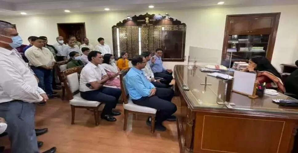 Rajasthan Breaking News: सरकारी विभागों को अपने कामकाज का 6 महीने का देना होगा रिपोर्ट कार्ड, सीएस उषा शर्मा ने दिए निर्देश