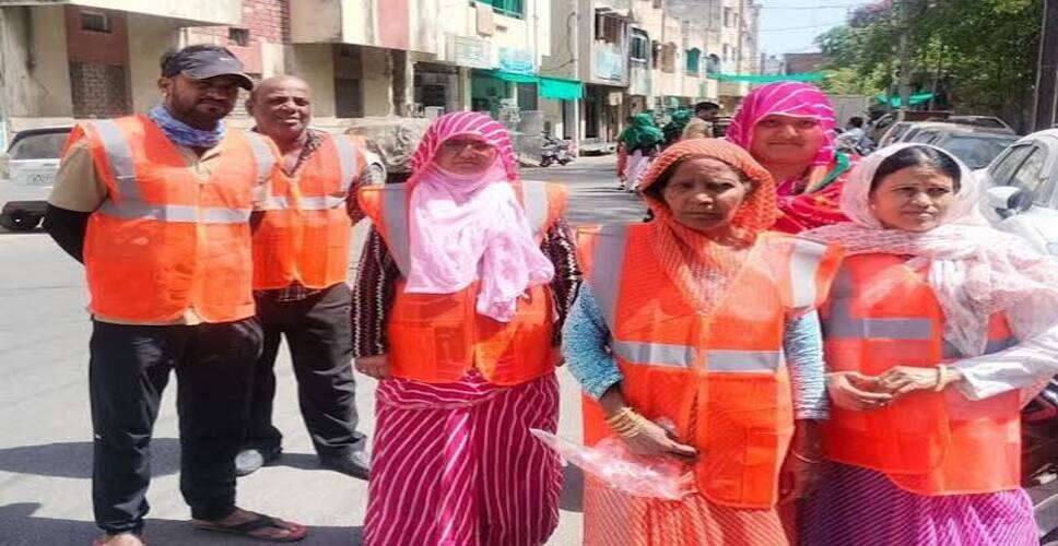 उदयपुर में स्वच्छता रैंकिंग को लेकर नगर निगम सख्त, स्वास्थ्य अधिकारी का औचक निरीक्षण