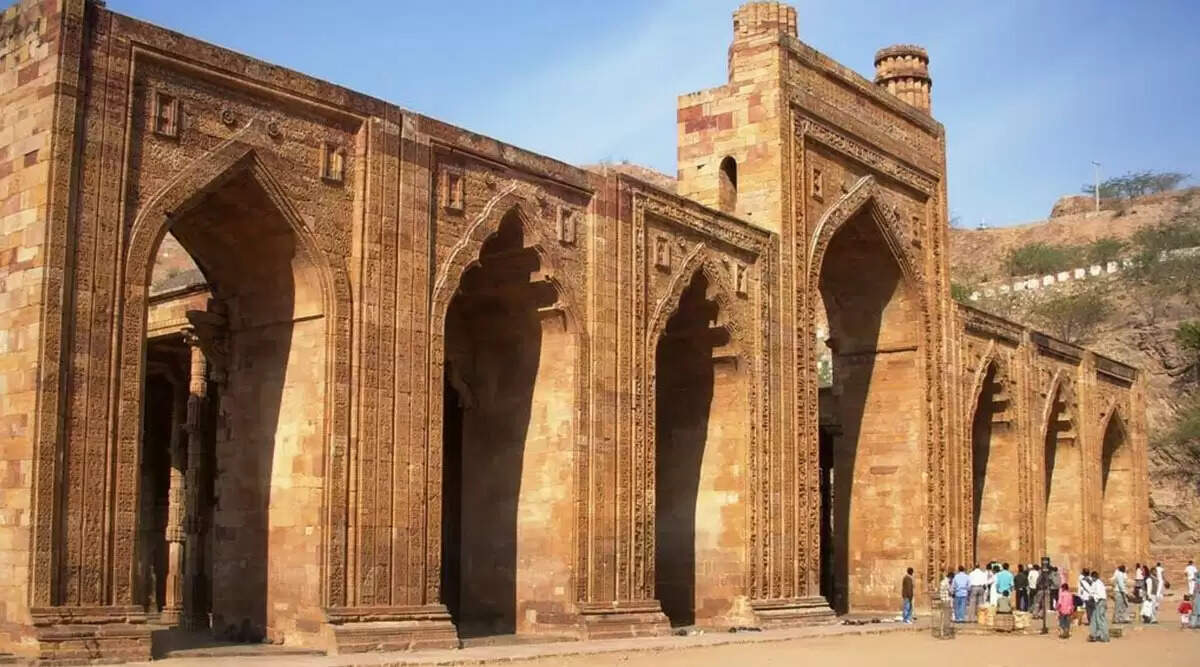 अढ़ाई दिन का झोपड़ा