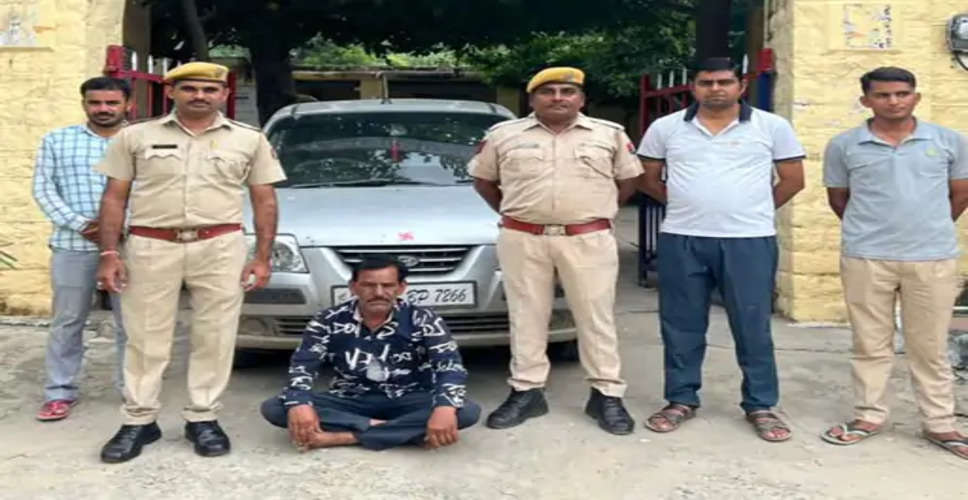 Pali  पुलिस ने 20 KG डोडा-पोस्त अवैध रूप से ले जाने के मामले में तस्कर को किया गिरफ्तार, डोडा-पोस्त और कार जब्त