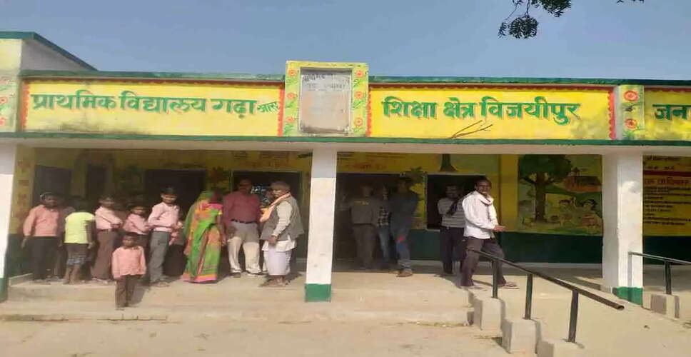 Sawaimadhopur&nbsp;&nbsp;शिक्षा मंत्री व खंडार विधायक ने किया हलौंदा विद्यालय का निरीक्षण