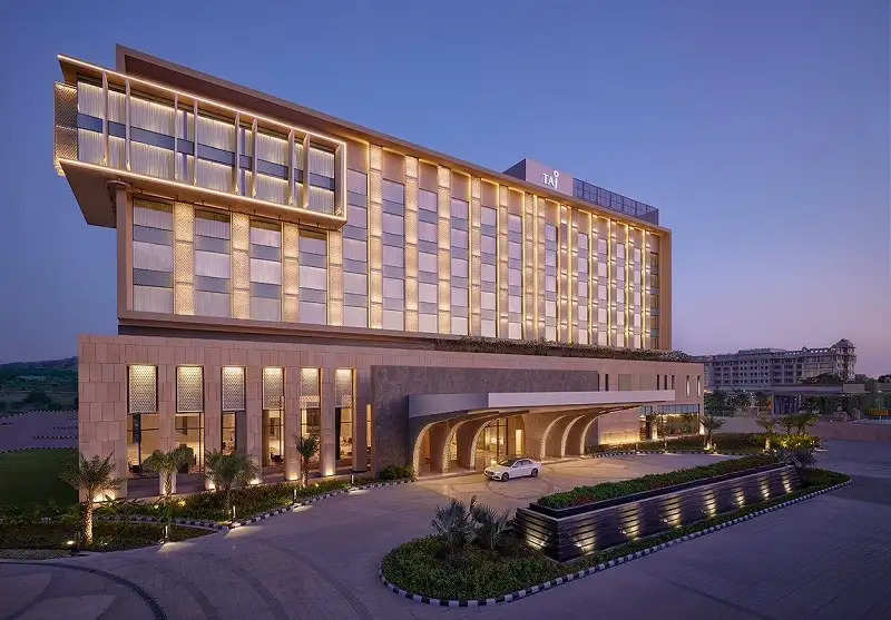 Hotel Cedar Newly opened, November 2023. Surrounded by views of the garden, Hotel Cedar is a sustainable bed and breakfast in Jaipur, offering guests an environmentally friendly accommodation close to Birla Mandir Temple, Jaipur.   Trident Jaipur Beach front location. Historic. Great for yoga. Luxurious 5-star accommodation and service awaits at Trident Jaipur, which boasts breathtaking views of peaceful Mansagar Lake and the Aravalli Range. It houses a large outdoor pool with loungers, pool bar and fitness facilities.     Mukam Charming. Opened August 2021. Located in Jaipur, 5.7 km from Govind Dev Ji Temple, Mukam, Boutique Homestay features views of the garden. Featuring a garden, the 3-star hotel has air-conditioned rooms with free WiFi, each with a private bathroom.    35 Sahakar Suites-A Luxury Aparthotel in Jaipur Opened September 2022. Featuring a garden and views of city, 35 Sahakar Suites-A Luxury Aparthotel in Jaipur is a sustainable aparthotel situated in Jaipur, 2.8 km from Jaipur Railway Station. Boasting a 24-hour front desk, this property also provides guests with a sun terrace.     Khandela Haveli Close to beach front. Trendy. Nice surroundings. A 3-star heritage hotel, Khandela Haveli - a Boutique Heritage Hotel, is built like a traditional haveli and elegantly decorated. It features a rooftop restaurant and an outdoor swimming pool.