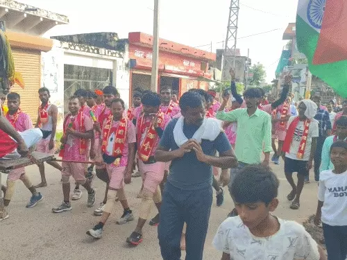 श्रावण के दूसरे सोमवार को भुसावर के शिवालयों में उमड़ी श्रद्धालुओं की भीड़, कांवड़ियों ने किया जलाभिषेक