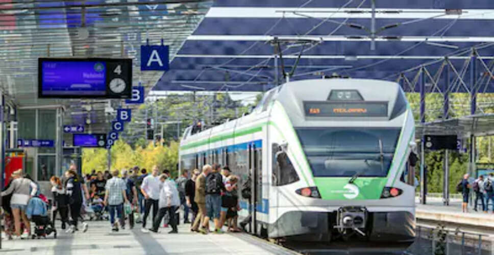 गर्मी की छुट्टियों में यात्रियों को राहत, पुणे&ndash;निज़ामुद्दीन स्पेशल ट्रेन शुरू; आगरा कैंट&ndash;असारवा सुपरफास्ट नियमित