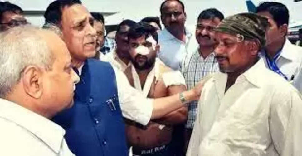 Hanumangarh में मनफूल व रामफूल ने घर की पिछली दीवार तोड़कर बचाई तीन जानें, मिलेगा वीरता पुरस्कार 