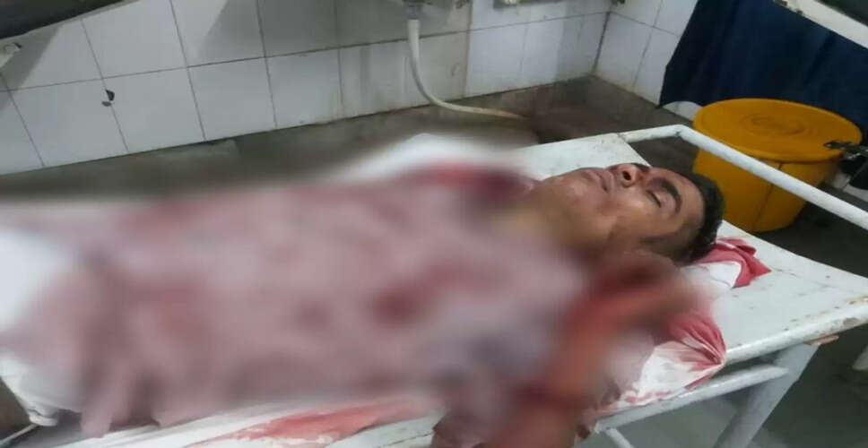 शादी की खुशियां पलभर में मातम में बदलीं! लौटते समय ट्रेन से गिरा दूल्हा, हालत नाजुक
