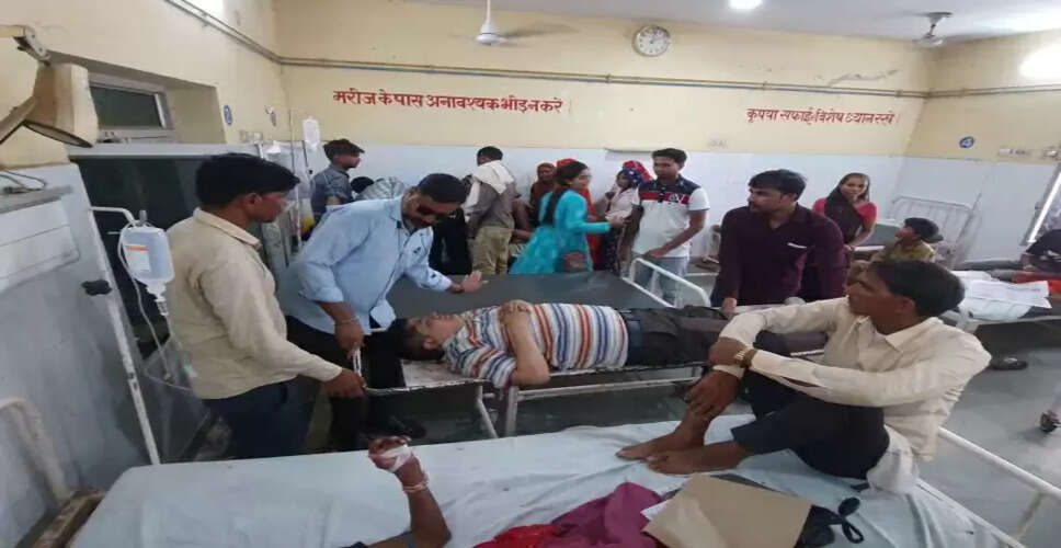 Karoli&nbsp;अस्पताल में बढ़ रहे मौसमी बीमारियों के मरीज, सुविधाएं शून्य