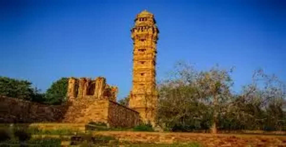 मालवा के सुल्तान महमूद खिलजी पर जीत का प्रतीक, वीडियो में देखें विजय स्तम्भ के शिलालेख