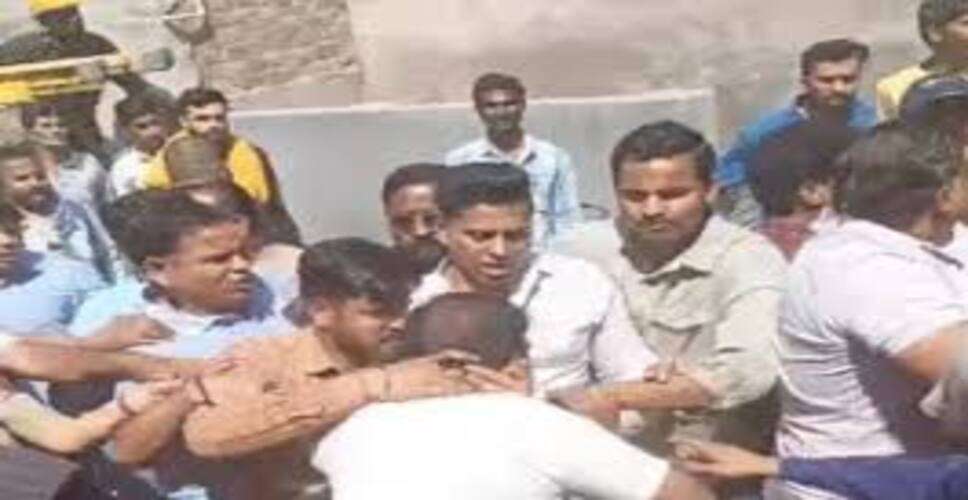 बीकानेर में बिजली चोरी की सूचना पर पहुंचे इंजीनियर और कर्मचारियों से मारपीट, भीड़ ने किया हमला