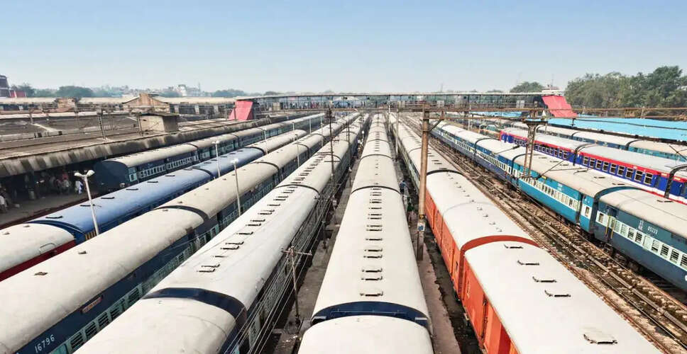 भारी बारिश से रेल यातायात प्रभावित!&nbsp;जम्मू आने-जाने वाली 10 ट्रेनें रद्द, 4 आंशिक रद्द; पुणे-सतारा ट्रैक भी डूबा पानी में​​​​​​​