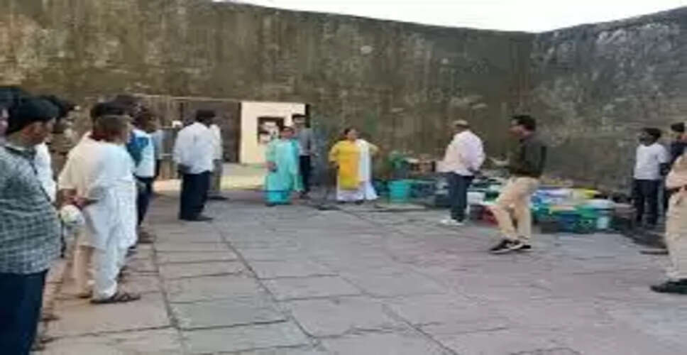 करौली जिला कारागृह का औचक निरीक्षण, सुरक्षा और व्यवस्थाओं का लिया जायजा