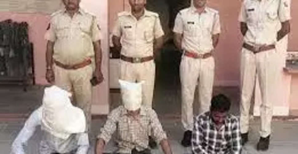 Nagaur जिले में पुलिस ने छापेमारी कर 2 स्थायी वारंटियों को किया गिरफ्तार 