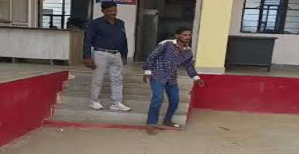 55 लाख की चोरी का आरोपी गिरफ्तार, घर में घुसकर जेवरात और नकदी की थी चोरी