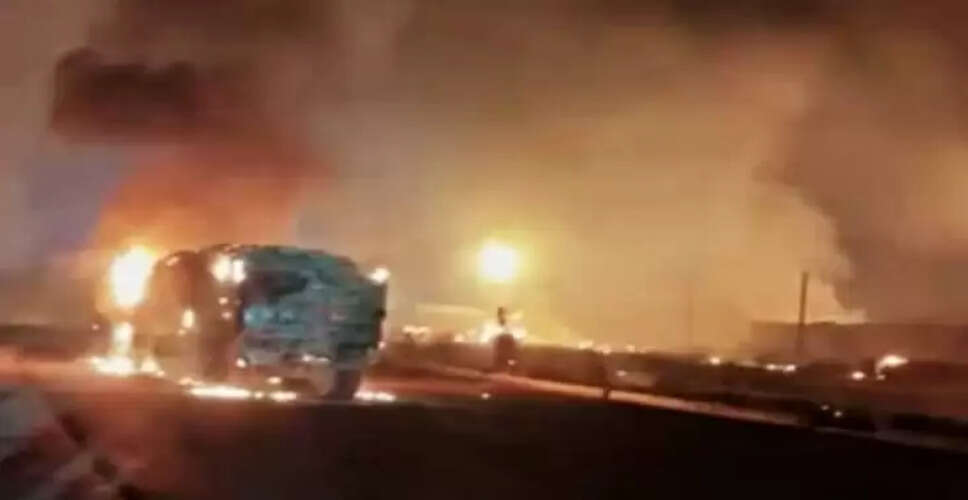 Ajmer Accident News: अजमेर के ब्यावर सड़क हादसे पर सीएम गहलोत ने जताया दुख, अब तक जिंदा जलने से 4 लोगों की हो चुकी मौत