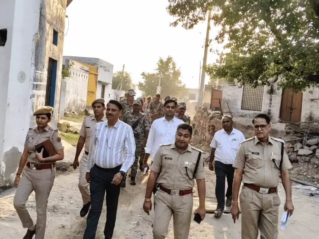 एसपी ने 5 गांवों के मतदान केंद्रों का किया निरीक्षण, बोले- मतदाता बिना डर के करें मतदान