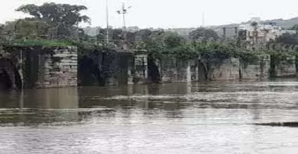  Chittorgarh में अच्छे बारिश के बाद घोसुंडा बांध का दूसरा गेट भी खोला, गंभीरी नदी में पानी का स्तर बढ़ा, कई इलाकों में बूंदाबांदी