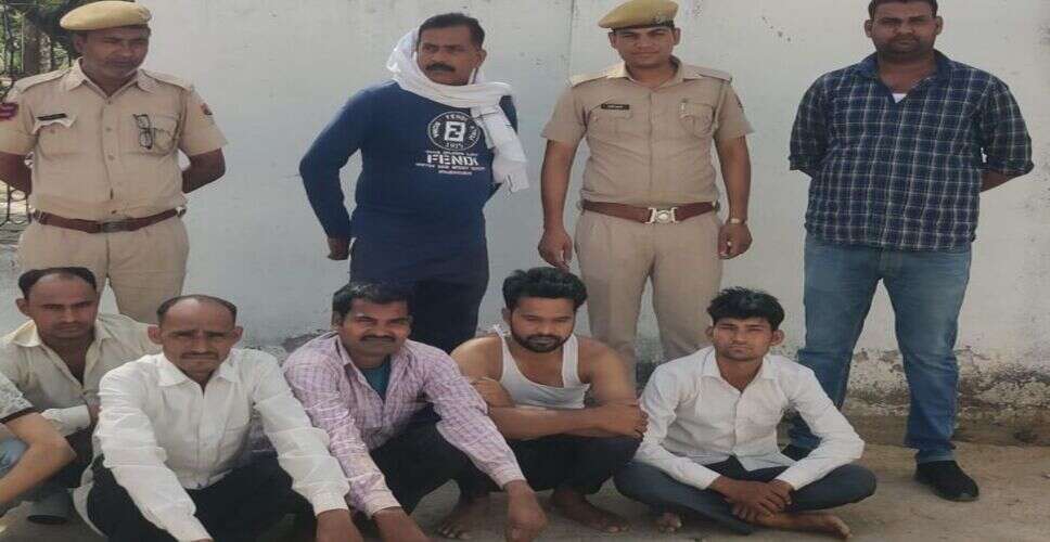 मकराना में जुआ खेलते 5 लोग गिरफ्तार, पुलिस ने 36 हजार रुपए किए जब्त