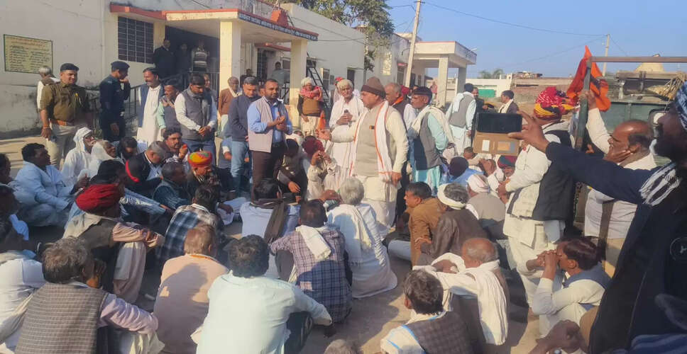 चौथ का बरवाड़ा में अतिवृष्टि से फसलें तबाह, लेकिन किसानों को अब तक नहीं मिला खरीफ नुकसान का मुआवजा