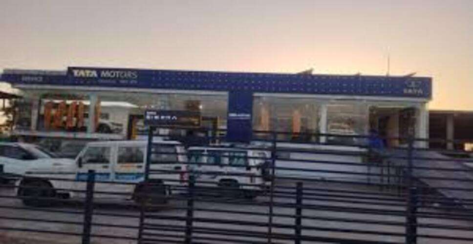 सवाई माधोपुर में परिवहन विभाग की बड़ी कार्रवाई: ओम टोयोटा मोटर्स शोरूम सील, 5 कारें जब्त