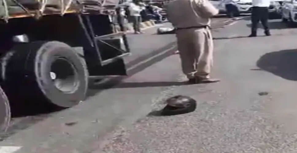 जयपुर में भीषण सड़क हादसा: तेज रफ्तार ट्रेलर ने बाइक सवार युवक-युवती को रौंदा, दोनों की मौत