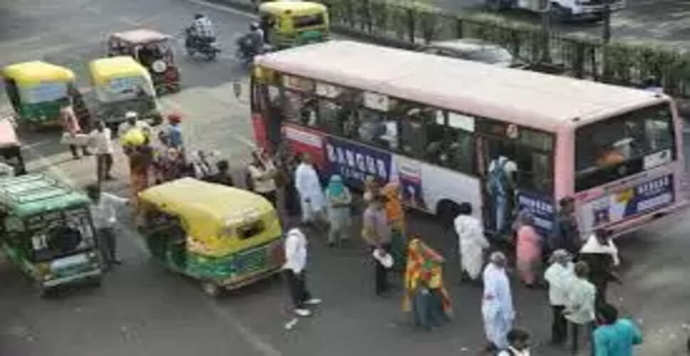 Karoli&nbsp;विभिन्न रूटों पर नियम विरुद्ध चल रहे ऑटो, लोग परेशान&nbsp;