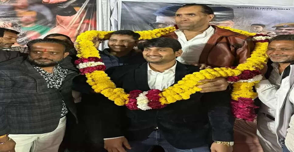 फेमस इंटरनेशनल रेसलर द ग्रेट खली उदयपुर पहुंचे, संभाग स्तरीय वॉलीबॉल प्रतियोगिता के समापन समारोह में मुख्य अतिथि