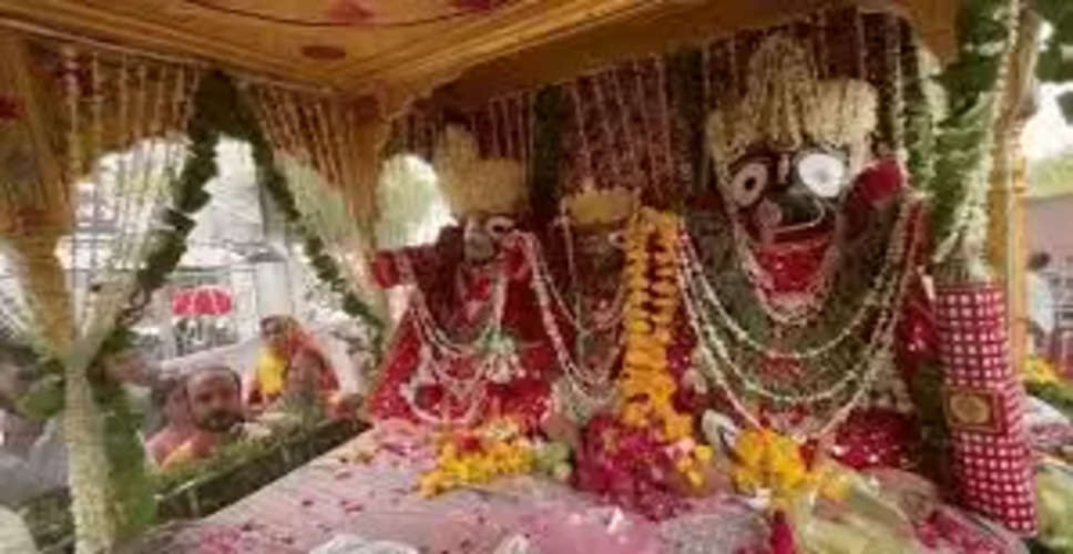 Ajmer जगन्नाथ रथयात्रा महोत्सव में भजनों पर झूमे श्रद्धालु, उमड़ा सैलाब 