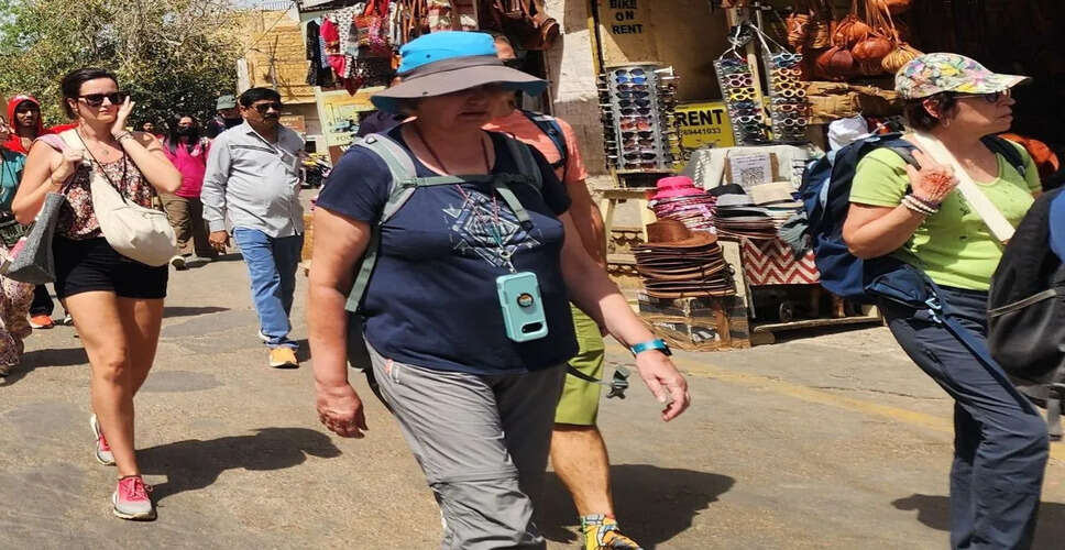 जैसलमेर में मौसम का उतार-चढ़ाव जारी, तेज हवाओं से भीषण गर्मी से मिली आंशिक राहत