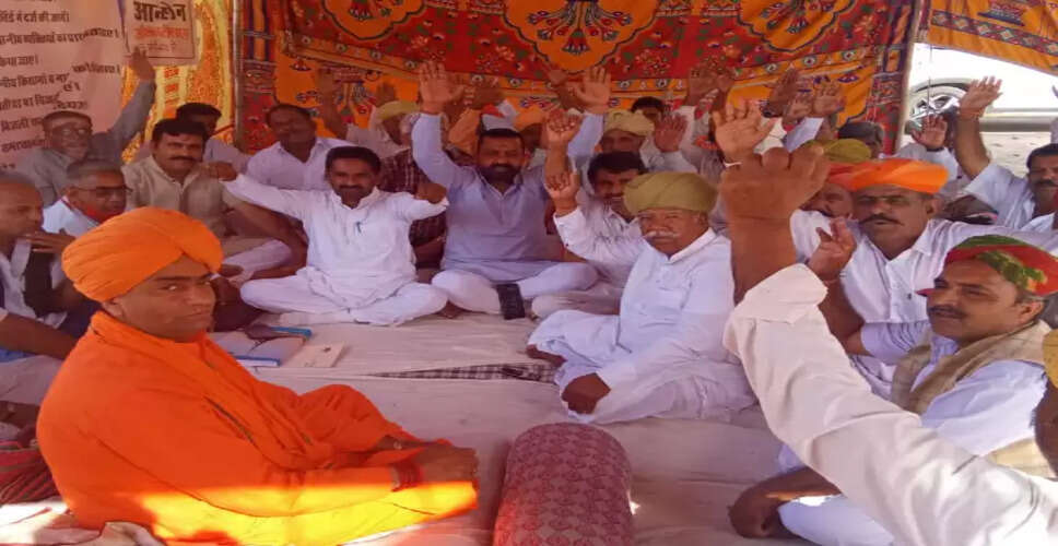 Jaisalmer&nbsp;में भाजपा नगर मंडल ने फूलों से होली खेलकर मनाया भाजपा की जीत का जश्न, नाच-गाकर खेली फूलों से होली