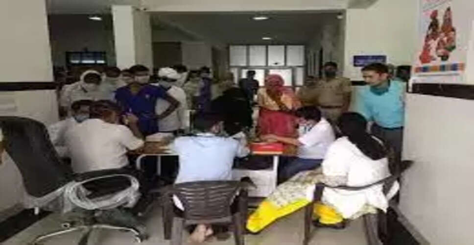 Karoli&nbsp;डांग क्षेत्र के खेड़े मडीली गांव में सिलिकोसिस जाँच शिविर लगाया गया&nbsp;