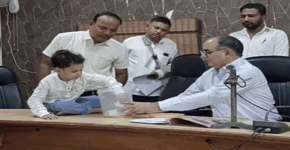 सीकर की 449 ग्राम पंचायतों में आज आरक्षण लॉटरी, 224 पंचायतों में महिलाएं बनेंगी सरपंच