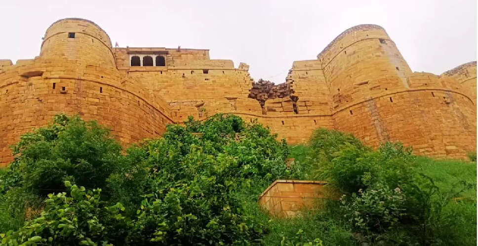 Jaisalmer&nbsp;का 869 साल पुराना किला बारिश के कारण बाग में तब्दील, फैली हरियाली