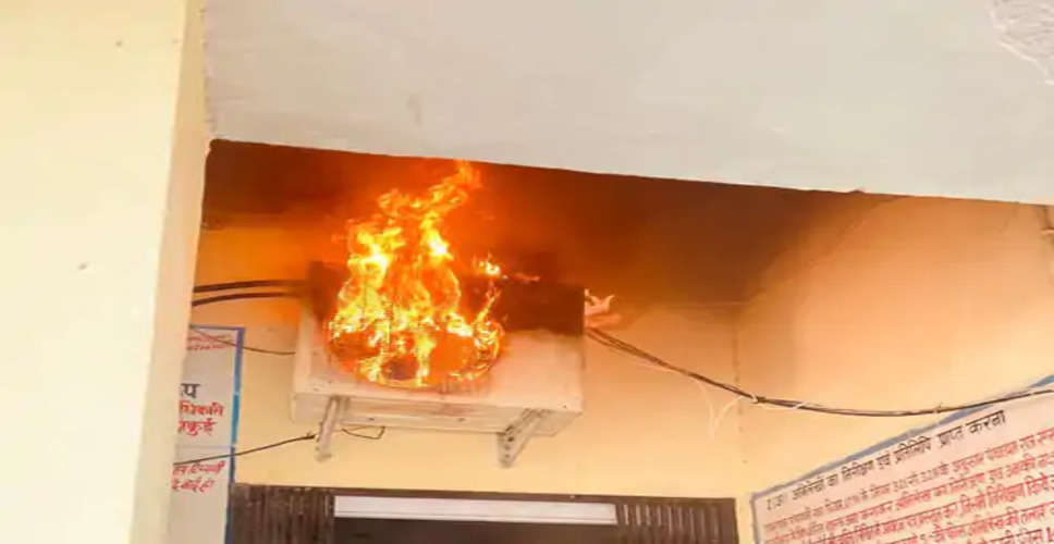 Dausa के पंचायत समिति कक्ष में लगी आग, आग पर काबू पाया 