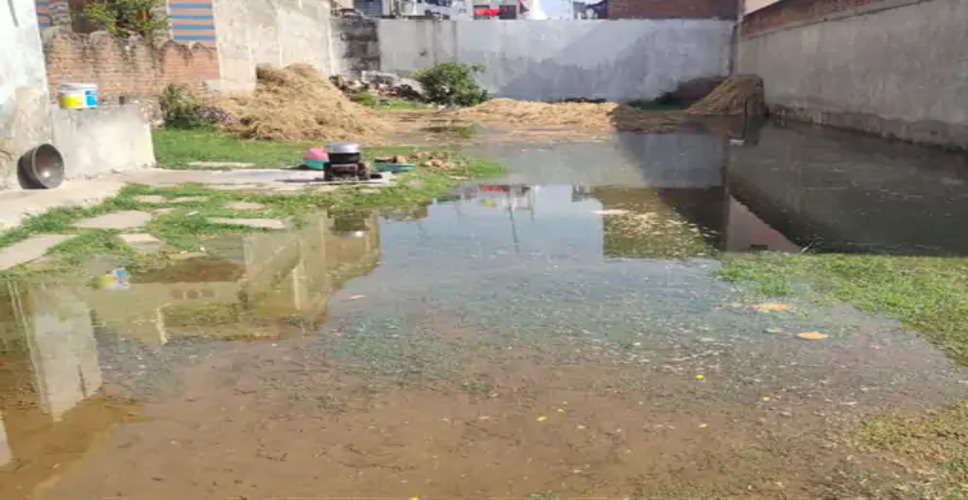 Banswara जिले में माही नहर आई उफान पर, घरों के अंदर तक घुसा पानी
