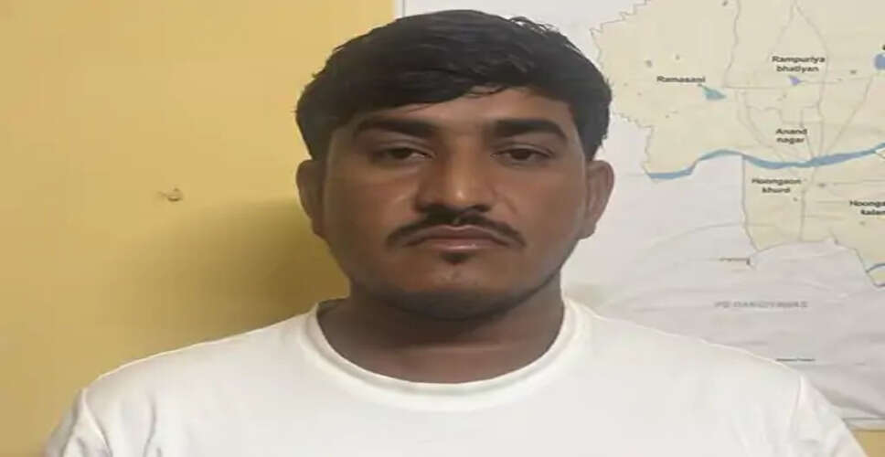 पुलिस पर जानलेवा हमला करने वाला 10 हजार का इनामी बदमाश गिरफ्तार, दो साल से था फरार; ट्रक ड्राइवर बनकर छिपा रहा