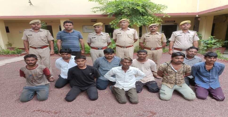 सीकर में सुबह 4 बजे पुलिस का बड़ा एरिया डोमिनेशन अभियान, वारंटी और फरार आरोपियों की तलाश में हॉस्टल-पीजी में दबिश