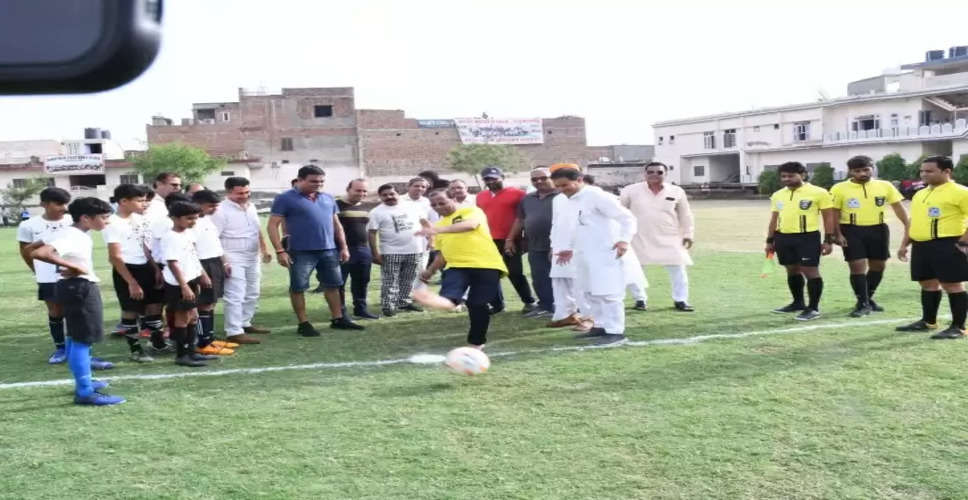 Hanumangarh राज्य स्तरीय सब जूनियर फुटबॉल प्रतियोगिता शुरू, 27 टीमों ने लिया भाग