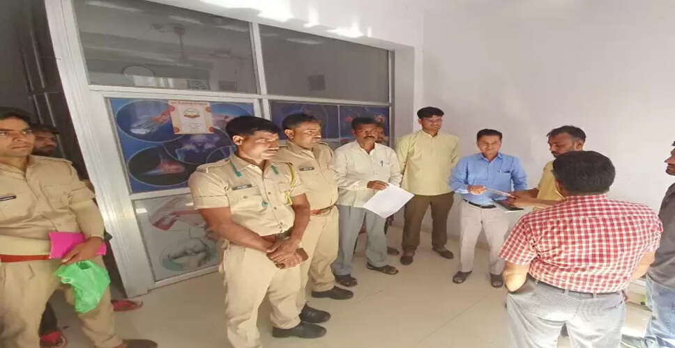 Karoli&nbsp;जिला अस्पताल का निरीक्षण करने आई दिल्ली से टीम ने जांची सुविधाओं की गुणवत्ता