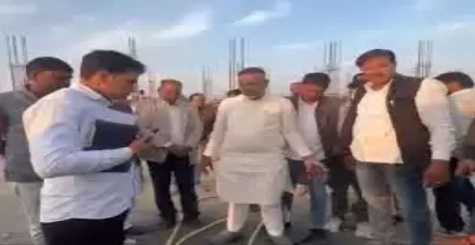 ऊर्जा मंत्री हीरालाल नागर ने निर्माण कार्य में गुणवत्ता पर जताई सख्ती, एक्सईएन को लगाई फटकार