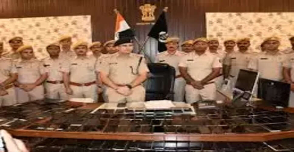 झालावाड़ पुलिस ने 75 लाख रुपये के मोबाइल लौटाए, 246 फोन मालिकों को सौंपे, सीईआईआर पोर्टल से कार्रवाई