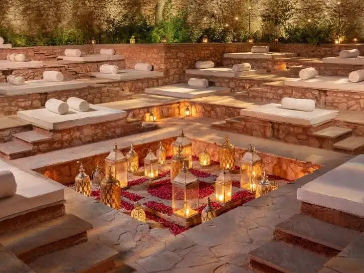 Sawai Madhopur में दिल्ली से आए फूलों से सजेगा विक-कैट का मंडप रात 1 बजे तक होगी वेडिंग सेरेमनी