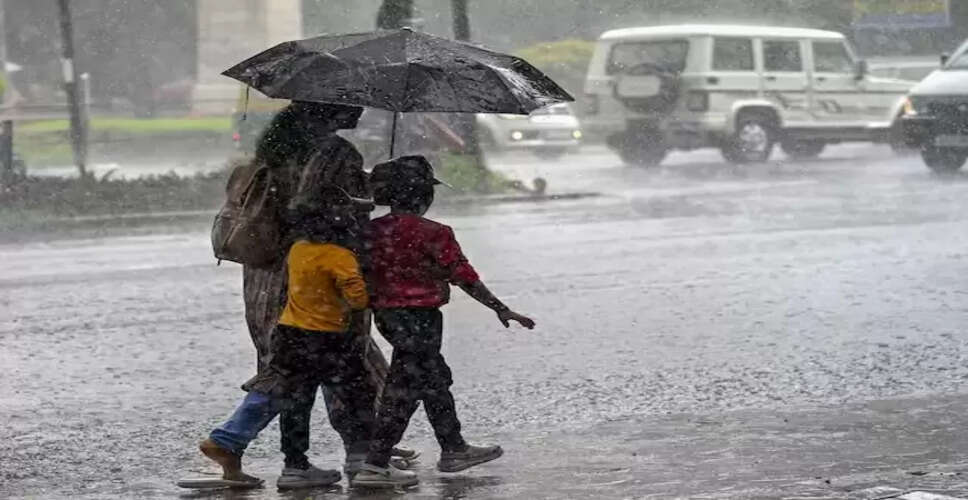 गले में मंगलसूत्र, हाथ में चूड़ी&hellip;घर में औरत के भेष में छिपा बैठा था कुख्यात हिस्ट्रीशीटर, करने वाला था ये बड़ा कांड&nbsp;