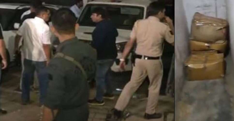 कोटा में कैफे संचालक की गुंडागर्दी: रास्ते से गाड़ियां हटाने और नाबालिगों को सिगरेट पीने से रोकना पड़ा परिवार को महंगा, मां-बेटी सहित कई घायल