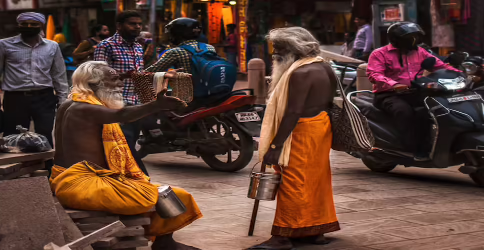 राजस्थान के जल महल में साधू बनकर रह रहे इनामी अपराधी का पर्दाफाश, 35 साल पहले किया था ये बड़ा पाप&nbsp;