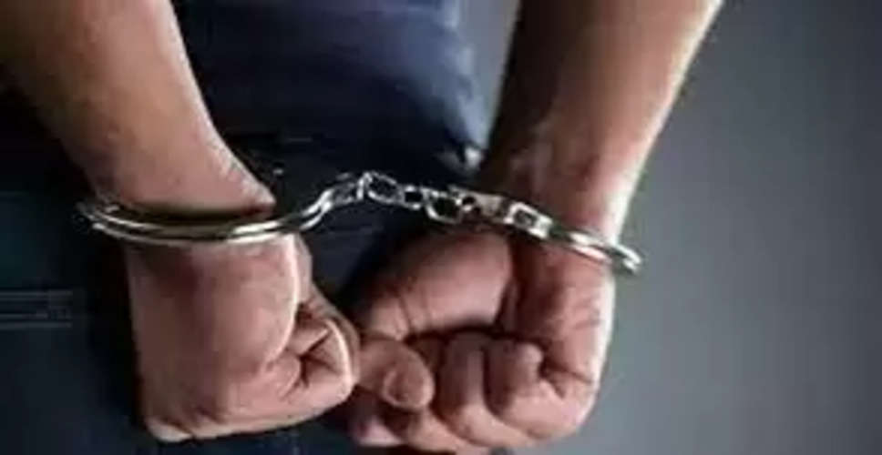 Dholpur में पुलिस ने देसी कट्टा और 4 कारतूस सहित युवक को किया गिरफ्तार