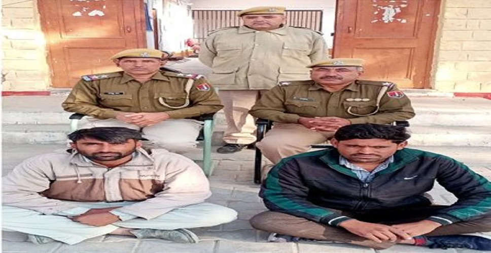 Jaisalmer सोलर प्लांट में डकैती के दो इनामी अभियुक्त पुलिस के हत्थे चढ़े, भेजा जेल