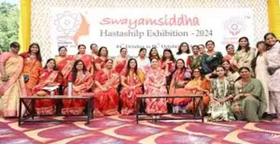 Karoli घरेलू उद्योग लगाकर आत्मनिर्भर बनेंगी महिलाएं, 3.50 करोड़ का ऋण वितरित